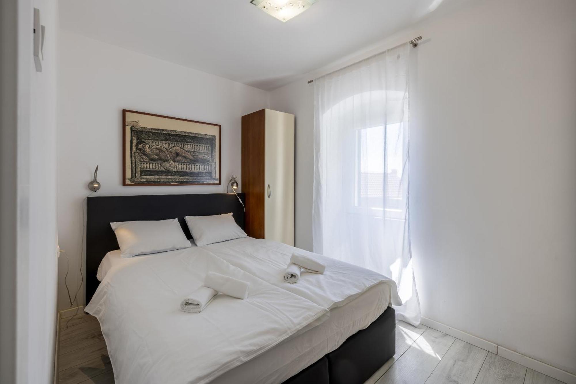 Split Central City Apartment エクステリア 写真