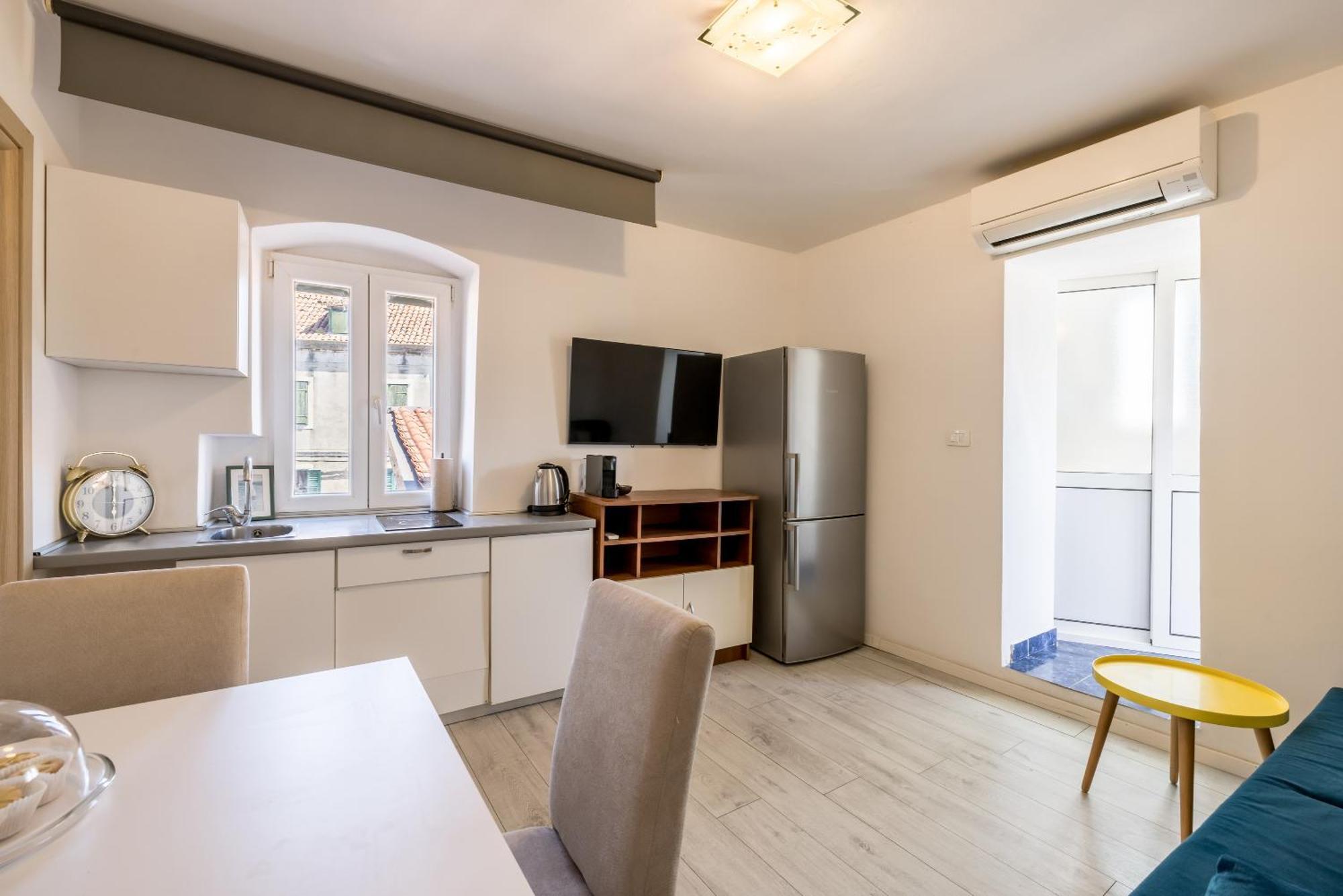Split Central City Apartment エクステリア 写真